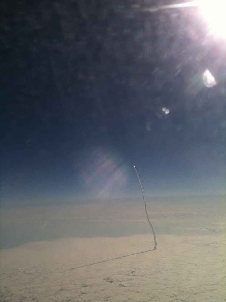 N.J. Woman's Spectacular Shuttle Launch Photos From Airplane Wow Web